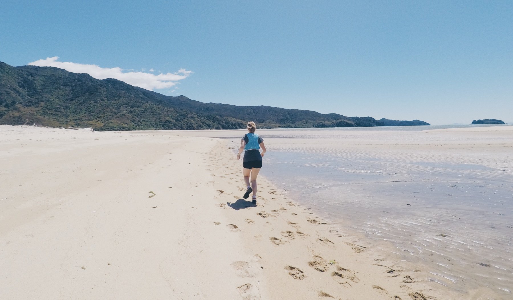 Running the Abel Tasman Coastal Track - New Zealand - Trail and Kale