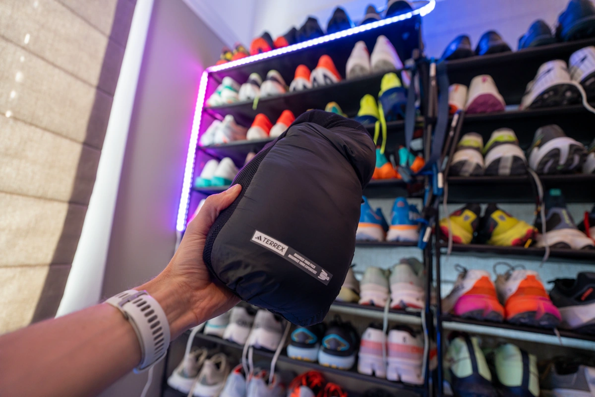 it compresses and packs into its own internal net pocket