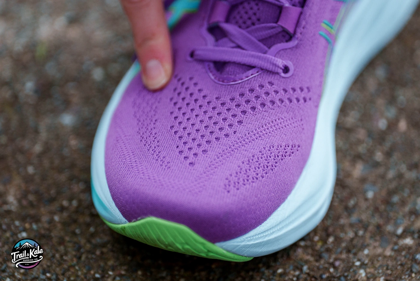 Woven mesh upper on the Nimbus 26, and that wraparound outsole over the toe.