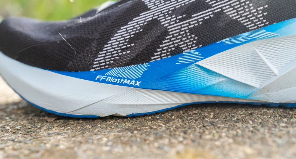 ASICS Novablast 5 FF BLAST MAX Midsole foam