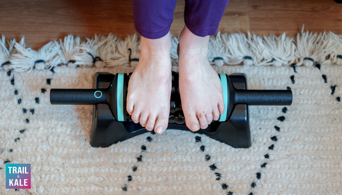 Chirp rolling foot massager