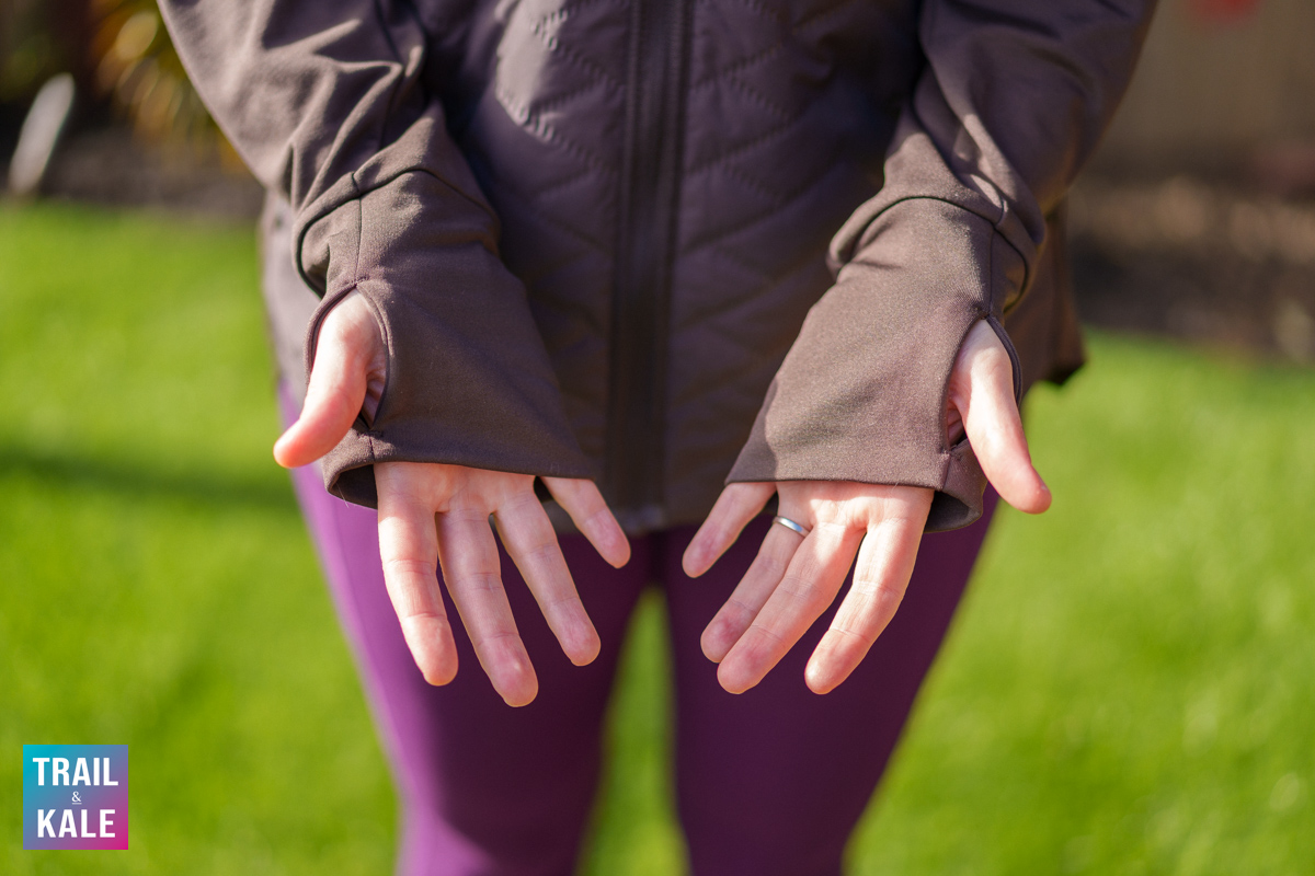 Craft running jacket thumb holes