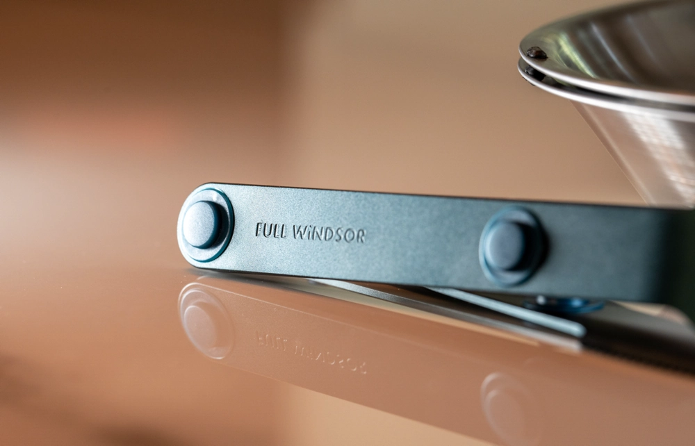 Full Windsor Magware