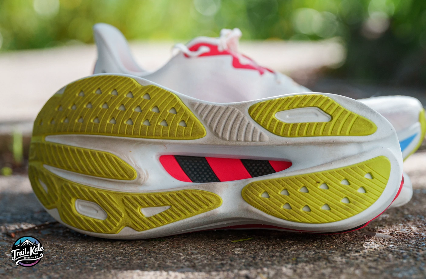 Say hello to the Skyward X's outsole, which includes a window to this HOKA running shoe's curved carbon fiber plate.