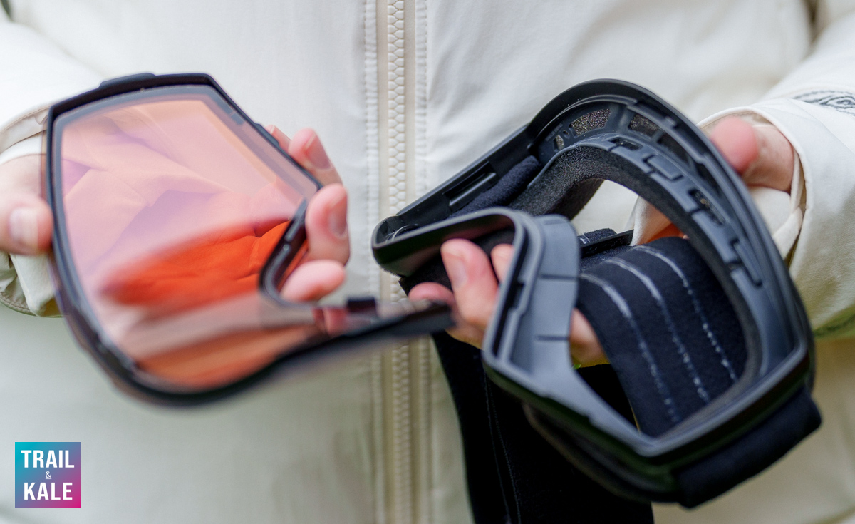 Julbo Razor Edge Reactiv lenses are removable