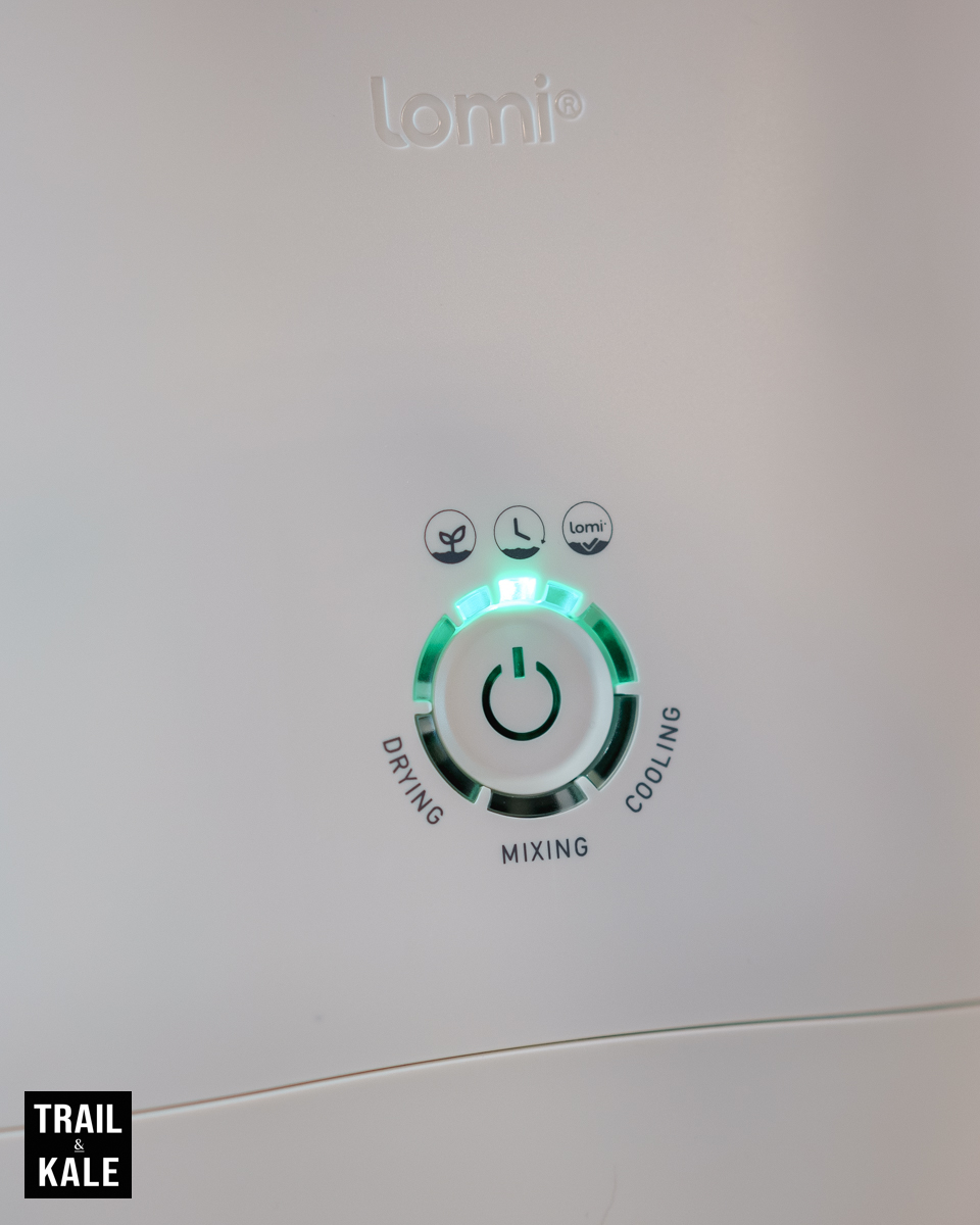 This is the only interface for operating the Lomi and it consists of 1 button. It's simple but it works.