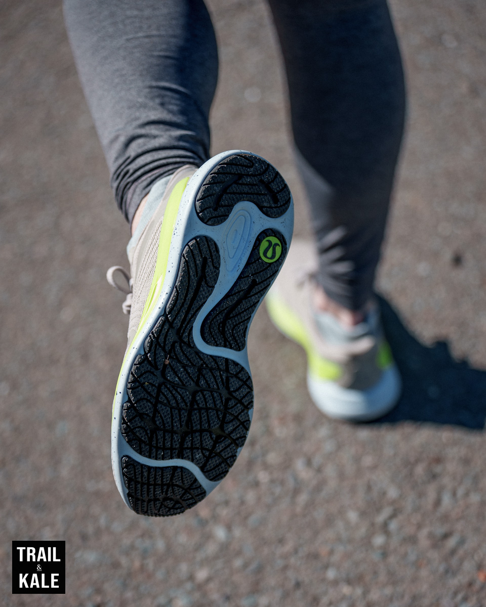 lululemon Blissfeel 2 Review by Trail and Kale for web 11