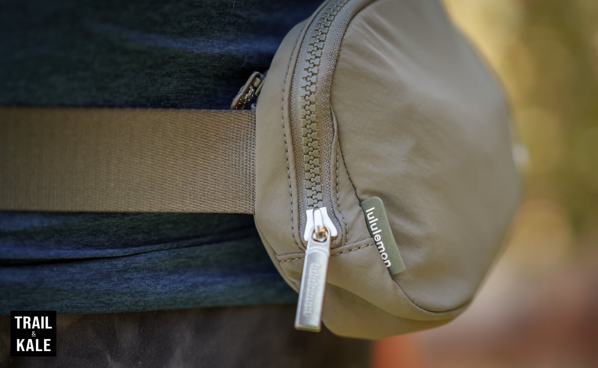 Lululemon Everywhere Belt Bag Review for web 6