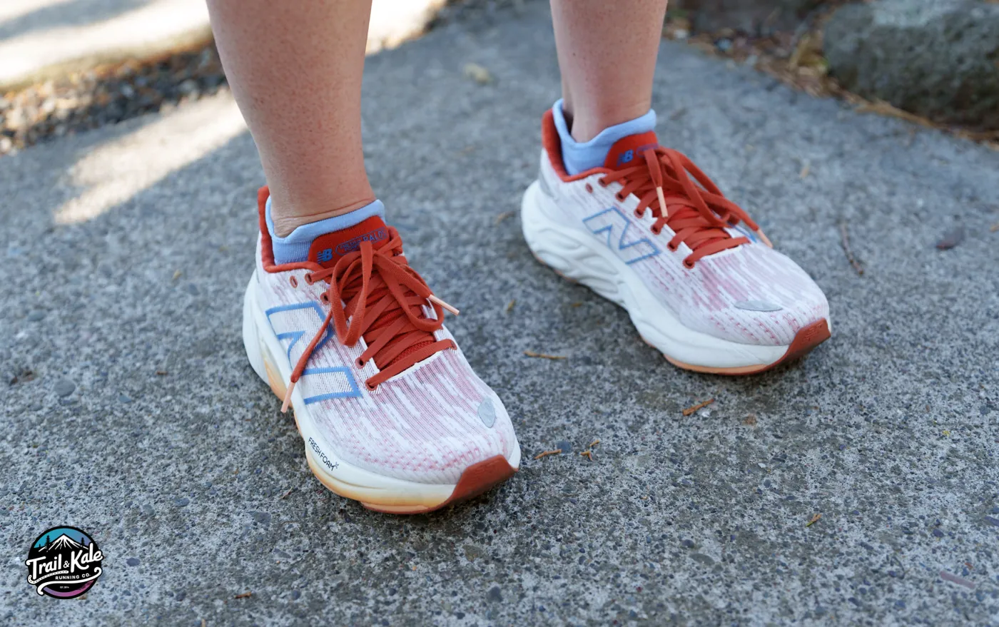 The Balos feature a robust, yet breathable mesh upper, complete with reflective details and N New Balance logo.