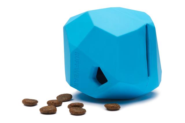 Ruffwear Gnawt a Rock Kibble dispenser