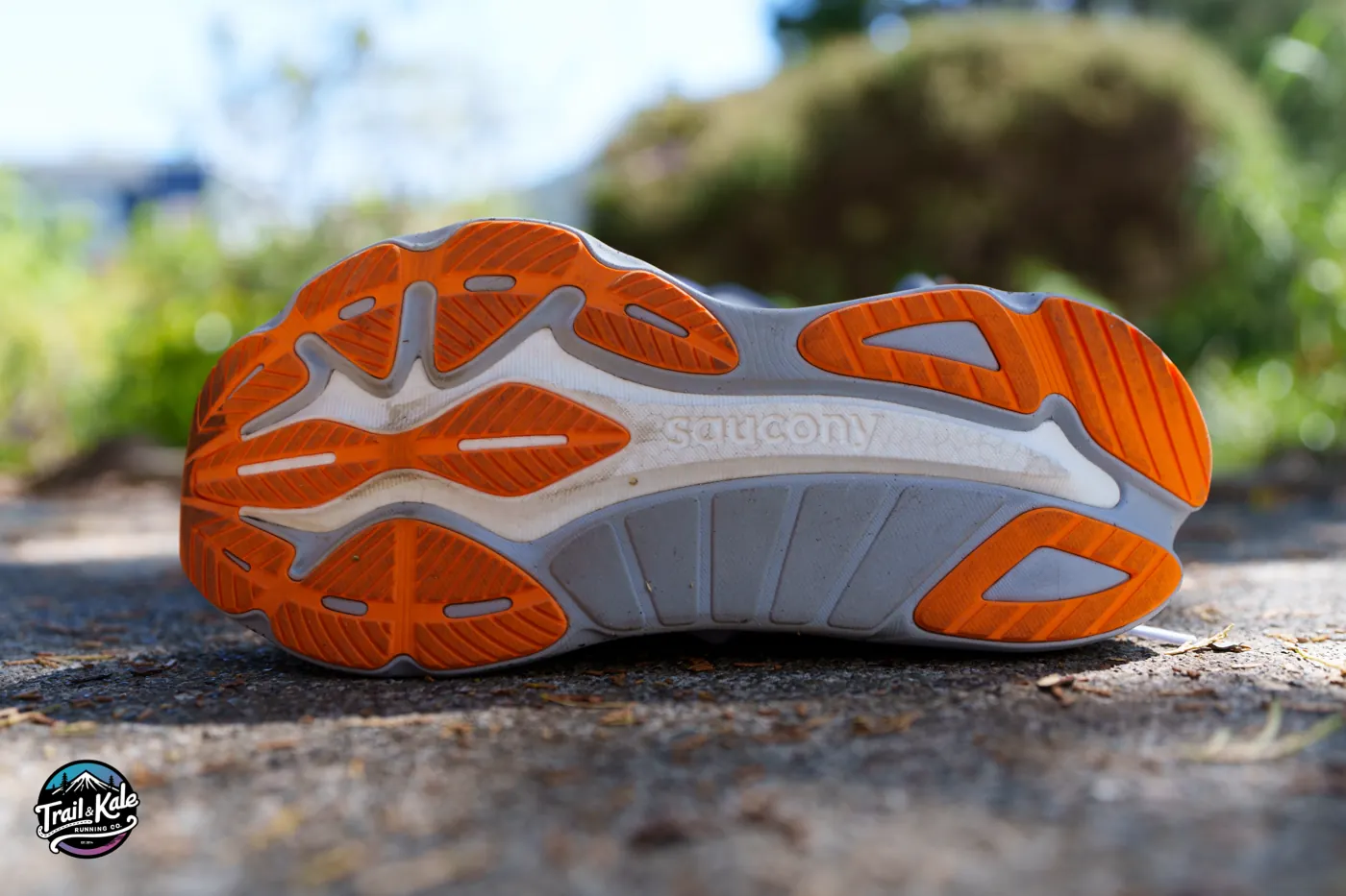 However, there are sections where the midsole foam extends to the outsole