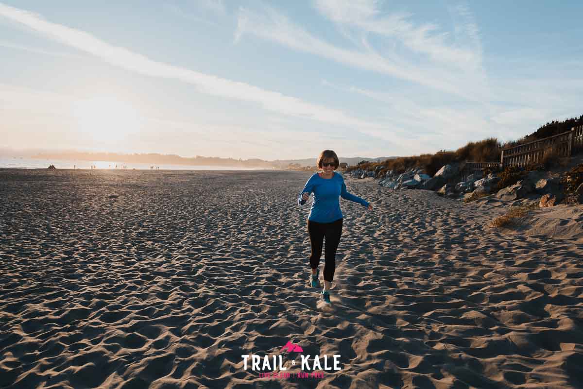 Stio Clothing - stio women's divide tech tee long sleeve - trail & kale wm-10