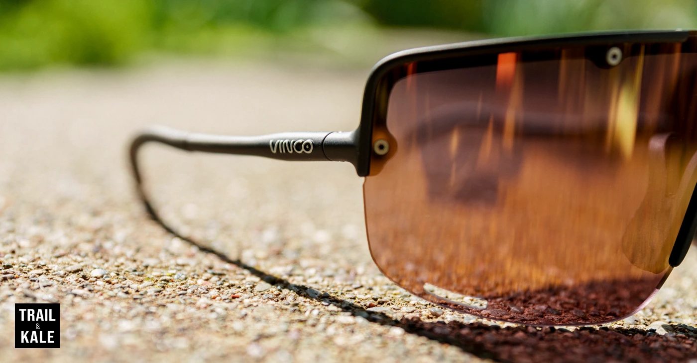 A close up view of the minimalist arms, lens and stainless steel hardware holding it in place on the Vinco Sola.
