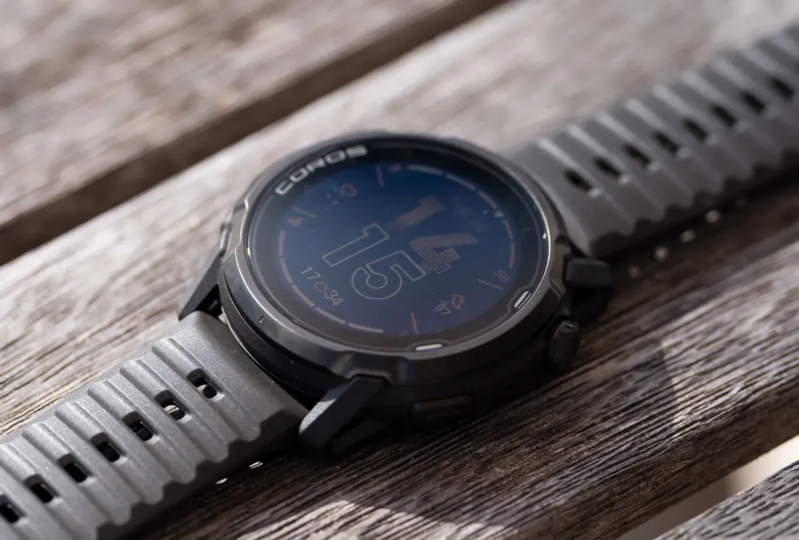 COROS APEX 4 review