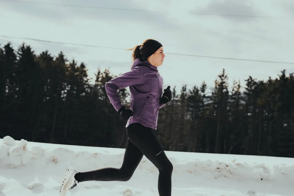 GOREWEAR's CONCURVE WINDSTOPPER Insulated Jacket adapts to cold weather training