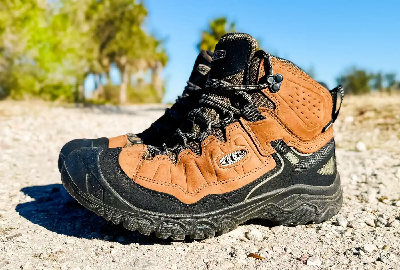 KEEN Targhee IV Mid Waterproof Hiking Boots review