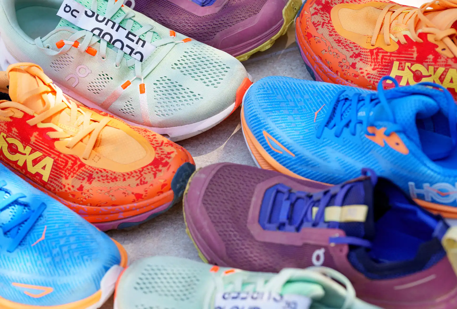 On Cloud VS Hoka For Walking: How To Choose