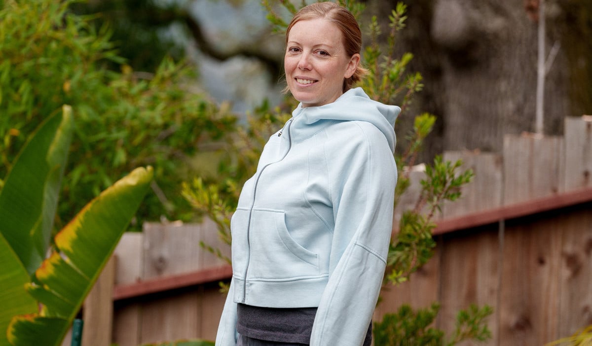 lululemon Scuba Oversized Full Zip Review by Helen from Trail and Kale