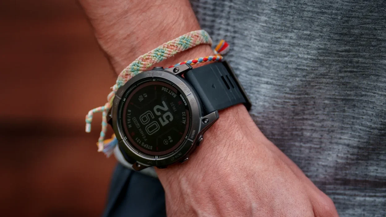 Garmin Fenix 7X Pro review alt image