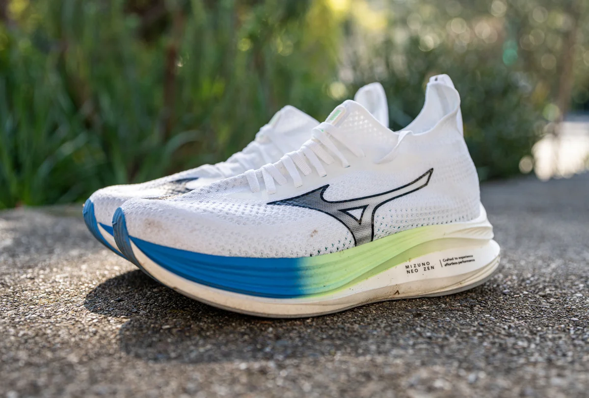 Mizuno ミズノネオゼンNeo Zen 27cmホワイト Mizuno Men's Neo Zen Running Shoes - White/Black – Seliga Shoes