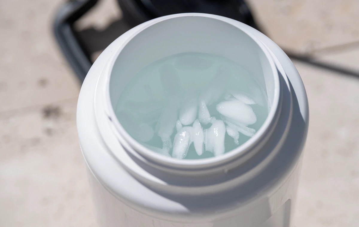 YETI Silo Half Gallon Jug review: Cold water and plenty of it, all day long 2 - Trail and Kale | Trail Running & Adventure