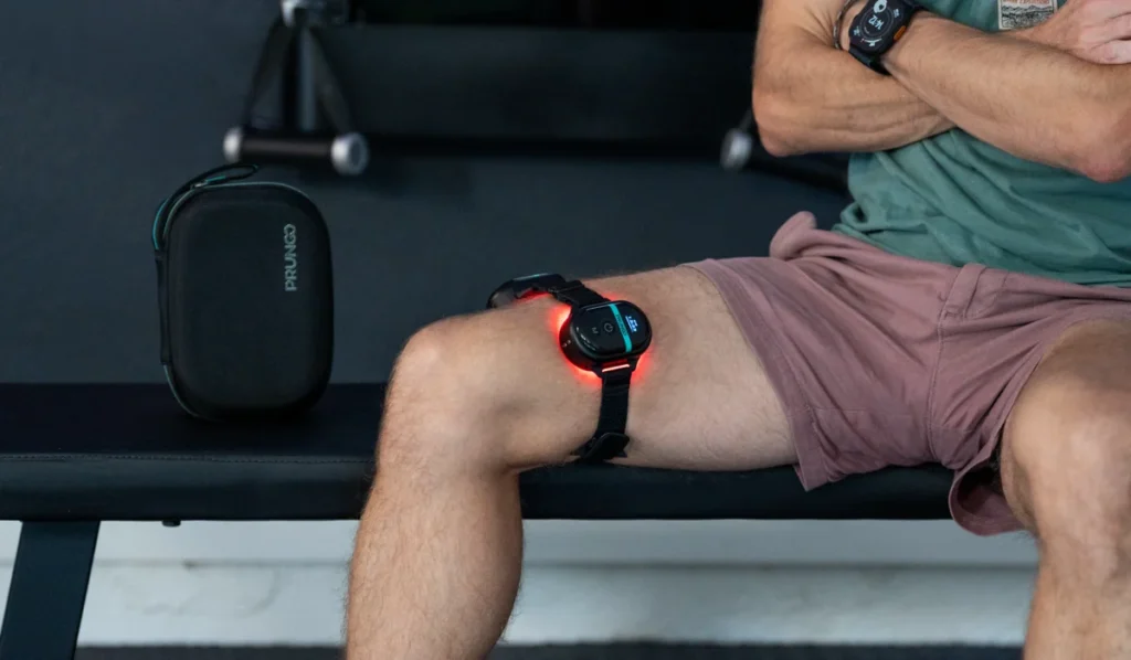 PRUNGO FluxGo portable red light therapy device review 1 - Trail and Kale | Trail Running & Adventure