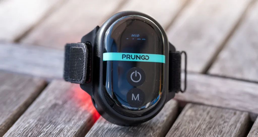 PRUNGO FluxGo portable red light therapy device review 12 - Trail and Kale | Trail Running & Adventure