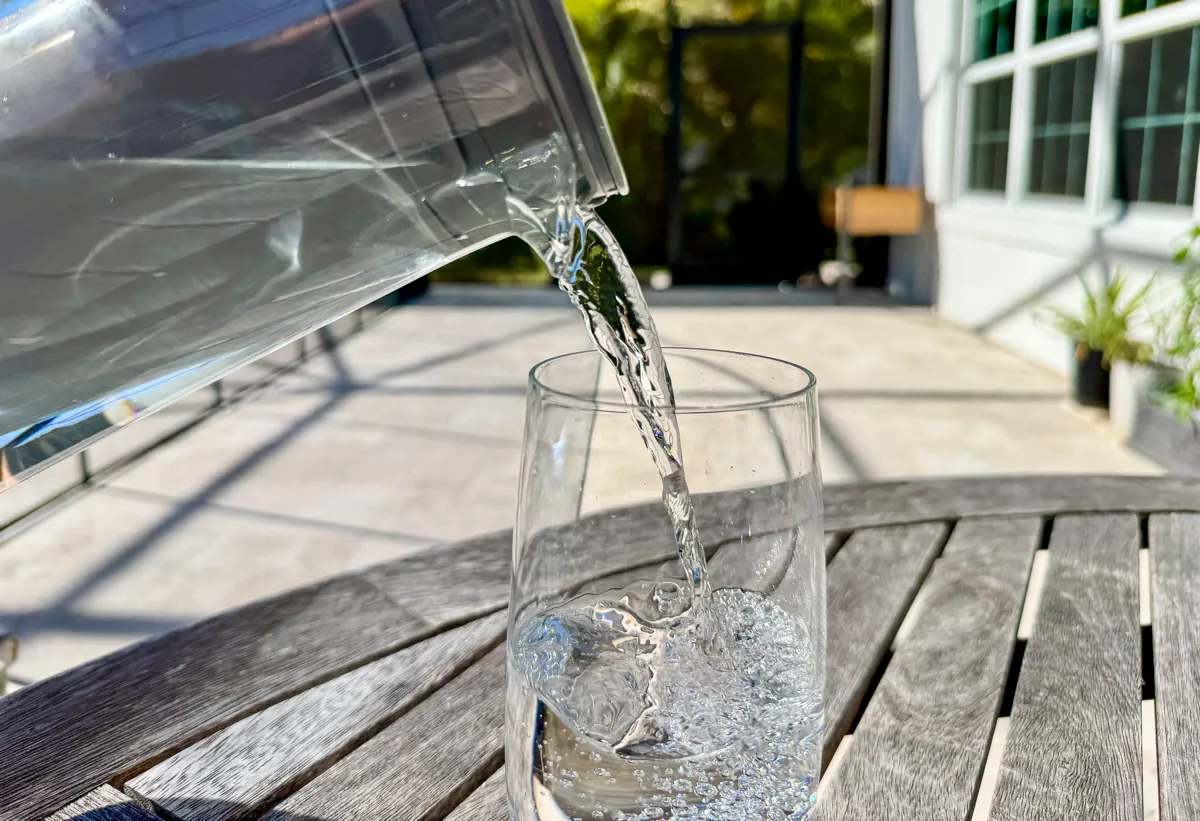 LifeStraw Home 7-cup glass water filter pitcher review: Great tasting, microplastic-free water 4 - Trail and Kale | Trail Running & Adventure